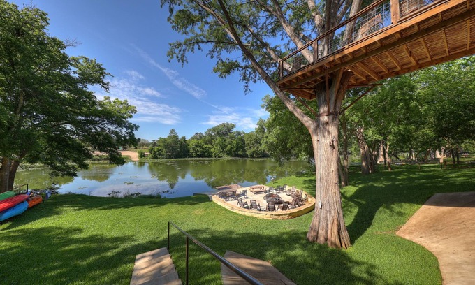 Center Point Cabina | #1 of 4 Treetop River Cabins: - Kayaks+Fishing+Fire pits+Hammocks= Memories!
