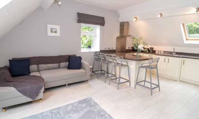 Amlwch Casa | 1 OLD KINGDOM HALL, pet friendly, character holiday cottage in Amlwch