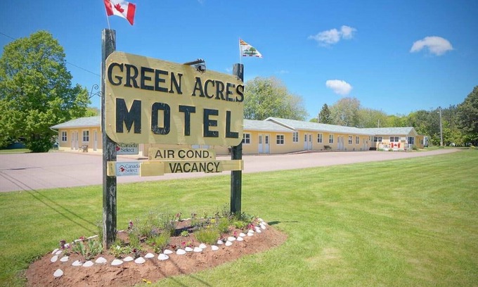 Summerside Casa | Suite Privada - Green Acres Motel