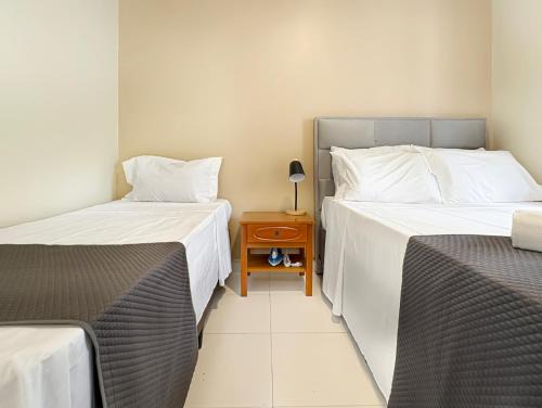 Enseada Apartamento | 1 Suite with Private Kitchen Barbecue Pool