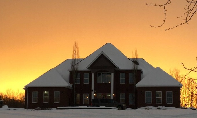Division No. 11 Casa | 10,000 Square Floor Mansion on 22 Acres!