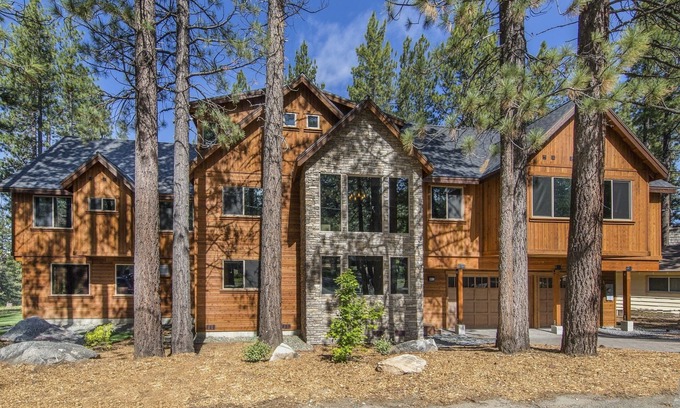 South Lake Tahoe Casa | Mountain Estate Estate de 10 habitaciones - VHRP # 2640