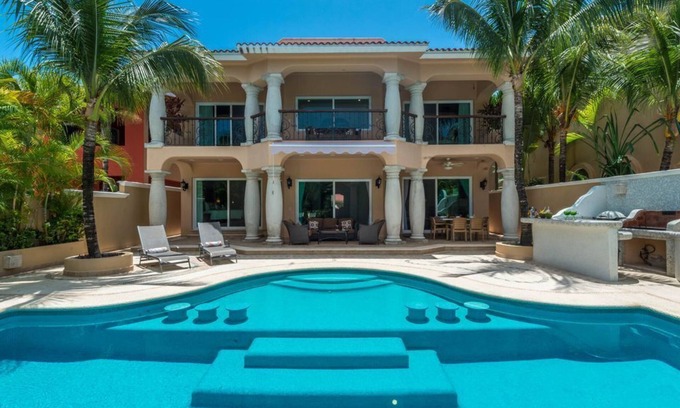 Puerto Aventuras Villa | 10 habitaciones, 2 Villas de lujo combinado para hacer el hogar perfecto para sus vacaciones