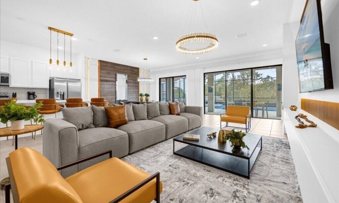 Florida Central Atlantic Coast Casa | 10 Bedrooms / 9 Bathroom / Paradiso (5767HS)