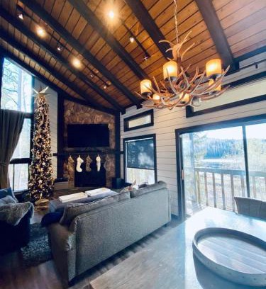 Brian Head Apartamento | 10 Guests 3BR 3BA Spacious & Beautiful Area