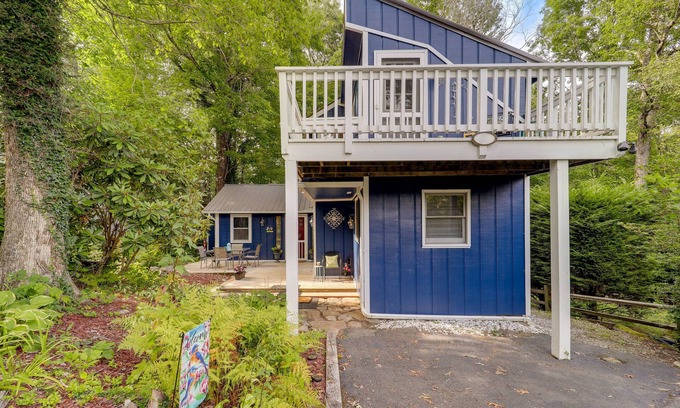 Newland Cabaña | 10 Mi to Sugar Mtn: ‘Bluebird Cottage’ in Newland
