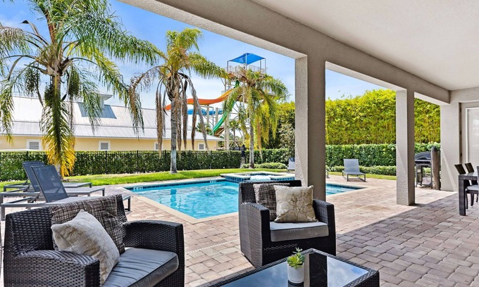 Celebration Casa | 10 Mins Disney/Private Pool and Hot Tub/Games Room/Arcades/XBox/5000sqft!/Wifi