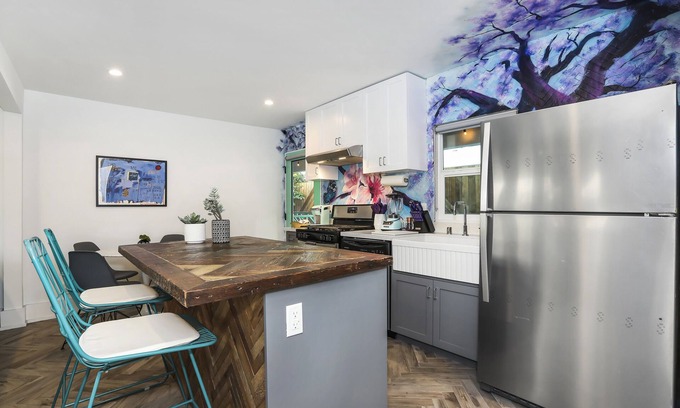Park Mesa Heights Apartamento | 10 mins from So Fi Stadium, Wi-Fi, bbq area, patios, Safety, views, parking