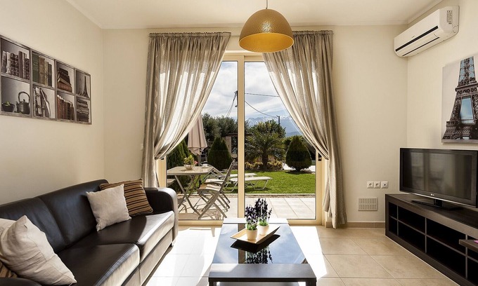 Sternes Apartamento | 10 minutos del aeropuerto, piscina, ideal para familias, vistas a la montaña, cerca de la ciudad