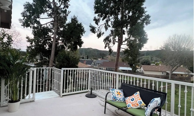 Santa Clarita Apartamento | 10 Mins Six Flags,Downtown Newhall,Hollywood, Santa Clarita