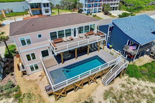 Oak Island Casa | 10 Oars