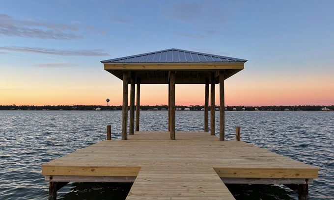 Gulf Shores Casa | "10 out of 10"Top Location-Steps2Beach-Lagoon Front