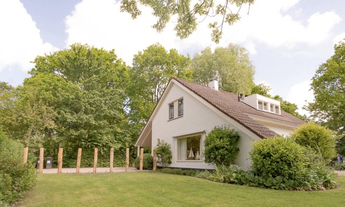 Oostkapelle Casa | Detached holiday home for 10 people in Oostkapelle