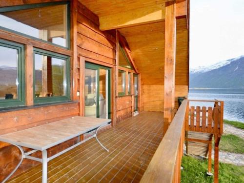 Gjemnes Municipality Casa | 10 person holiday home in EIDSVÅG