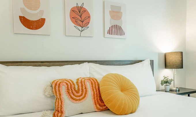 Chattanooga Cabina | 10: The Jacobsen Room - A PMI Scenic City Vacation Rental