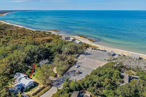 Orleans Casa | 100 Ft to Skaket Beach