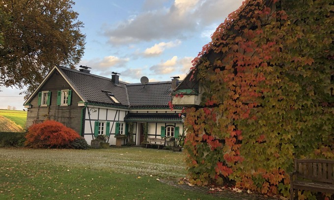 Lennep Condominio | 100 Jahre Zurück in die Vergangenheit