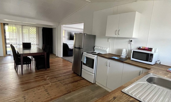 Tokaanu Casa | 100% mineral pools & chlorinated pool available. 30min drive to Whakapapa