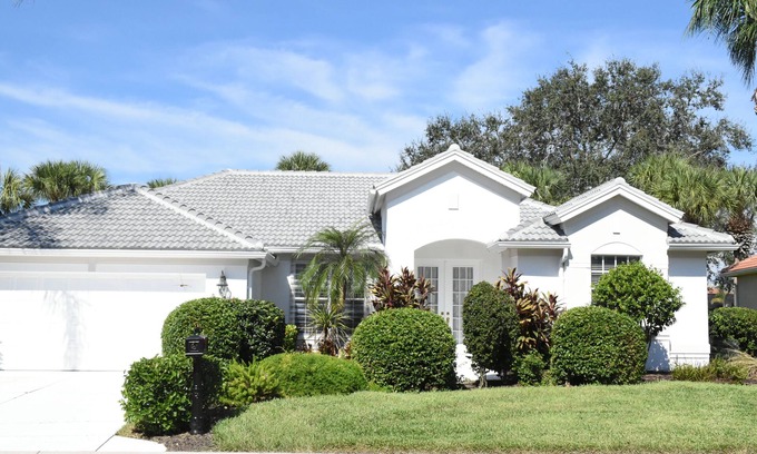 Gateway Casa | 100% Remodeled Minutes From Jet Blue Ball Park