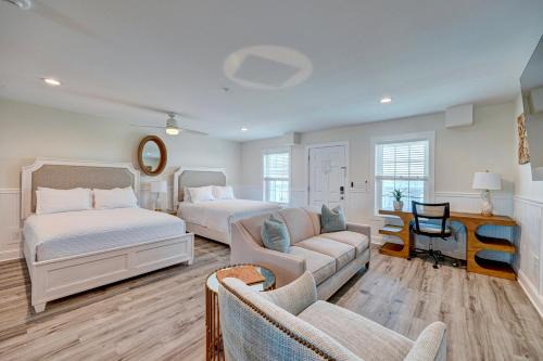 River District Apartamento | 1005 Queen Pet Friendly Suite, 1st Floor Surfside