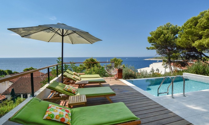 Krizni rat Casa | Vista al mar desde el archipiélago de la isla Pakleni, a 100 m del mar y de la piscina privada
