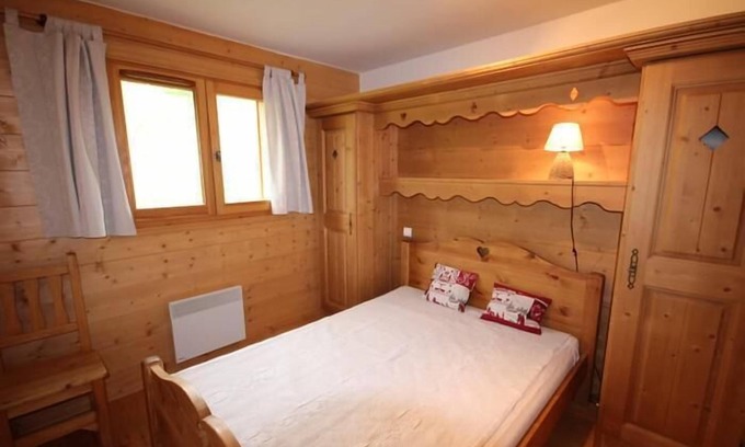 Bisanne 1500 Apartamento | A 100m de las pistas de esquí, 1.o piso, piscina, balcón, parking, tv, local para esquís, 46m²