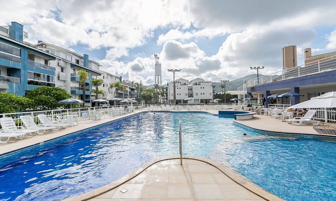 Ingleses Norte Apartamento | 100m from the Beach | BBQ on the Balcony #IA23