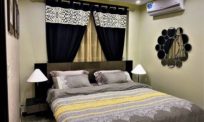 Bahria Town Apartamento | 101 - Experience Luxury Living with Modern Amenities
