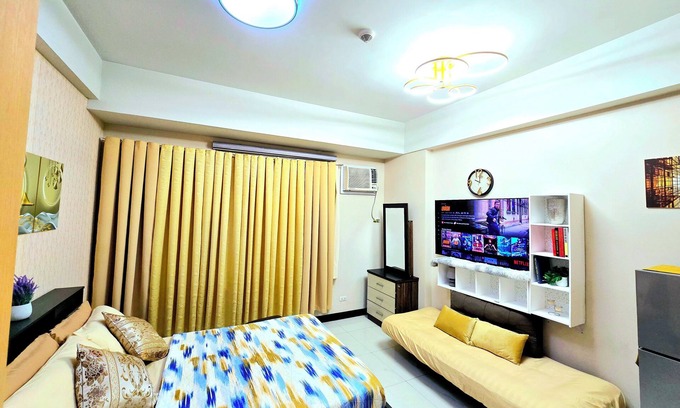 Moonwalk Apartamento | 101 Newport Blvd: SkyStag Aerie - A cozy studio near NAIA Terminal 3 Airport