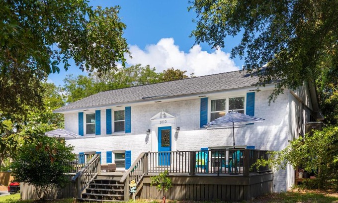 Folly Beach Casa | 1010 E Ashley - Two Kitchens - Steps to Beach