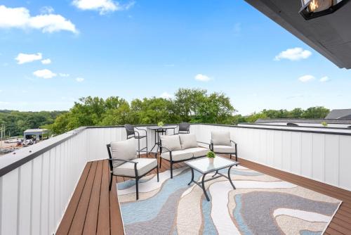 Clarksville Casa | 1014 Franklin Street