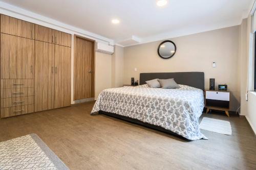 Historic Center Apartamento | 102 Centro 2Bdrm 2bath apt AC Rooftop