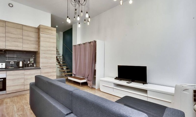 Saint-Vincent-de-Paul Apartamento | 106-Suite Cece - Superb Duplex in Paris