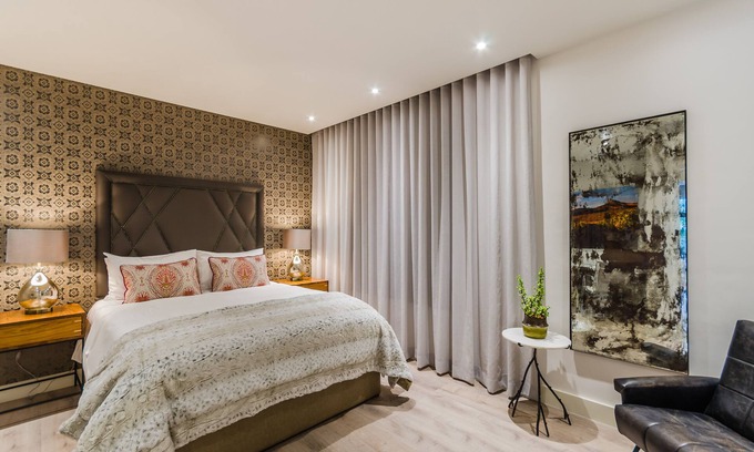 Stellenbosch Central Hotel | 107 Dorpstraat Boutique Hotel