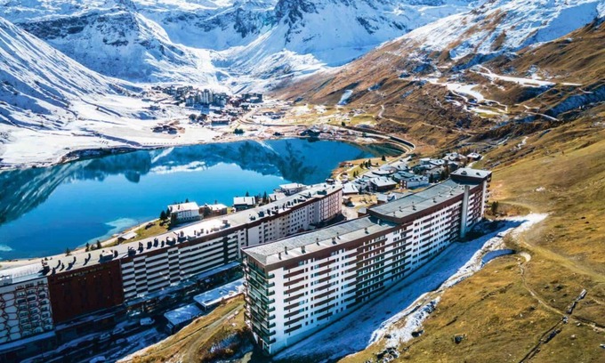Tignes le Lac Apartamento | 100m del centro estación, 4.o piso, balcón, tv, local para esquís, 74m², Tignes