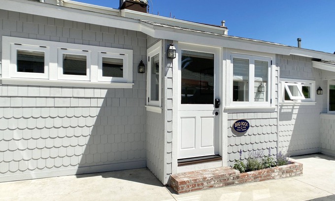 Laguna Beach Cabaña | 11/16 to 1/5 SPECIAL 90/nt GORGEOUS COTTAGE! 1 BLOCK TO THE BEACH!