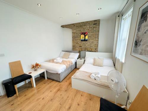 Brent Casa | 11 Guests - 6min Drive to the Wembley Stadium