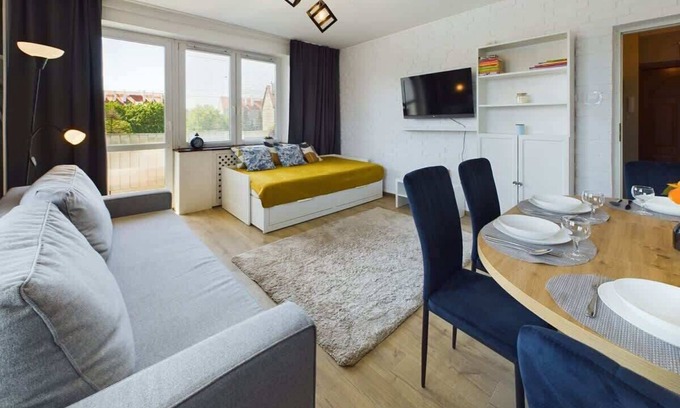 Brzezno Apartamento | 11 Walecznych Street | Spacious Apartment | 500 m from the Beach