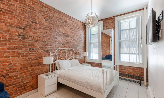 East Harlem Apartamento | 110th Boutique Hotel