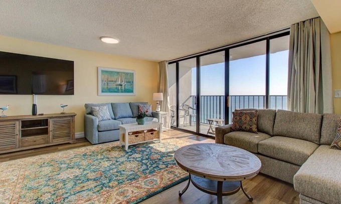 Wilmington Beach Condominio | 1110 Lake Lure By The Sea by Atlantic Towers