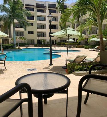 Washington Apartamento | 112: 1-Bedroom Grd floor condo w/patio. Palm Beach