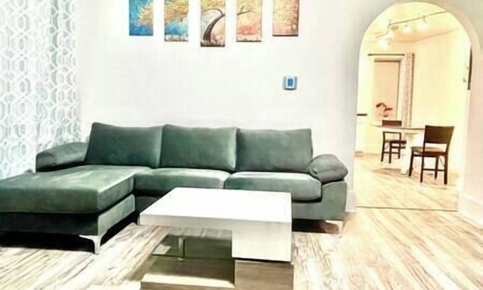 Dubuque Apartamento | 1127 / Downtown Dubuque, first floor, free parking