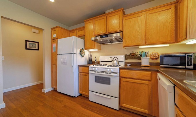 Orick Casa | 11A Roosevelt Elk Suite at the Meadow Site