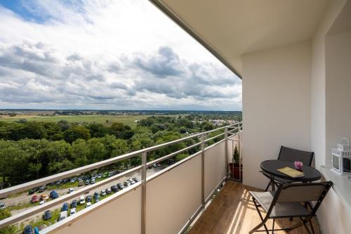 West Pomeranian Voivodeship Apartamento | 11th Floor City & Sea View Apartament Budowlana by Noclegi Renters