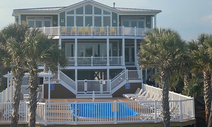 Supply Casa | 12 Bedroom OCEAN FRONT! *NEWLY UPDATED FOR 2022 SEASON!! **WEDDING FRIENDLY!!!