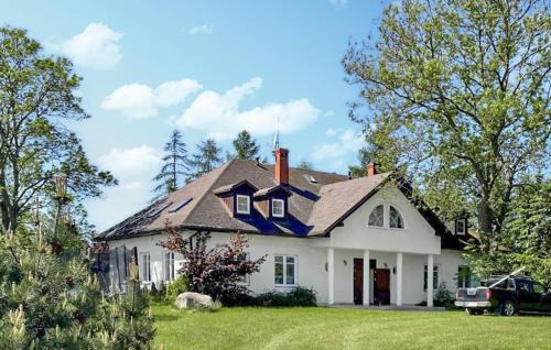 Debina Casa | 12 Bedroom Stunning Home In Debina