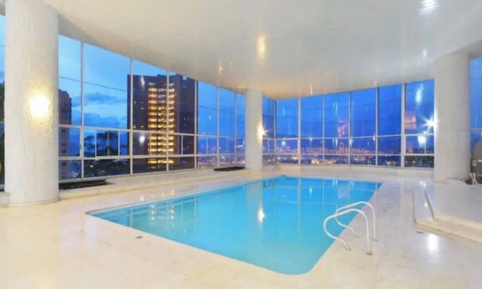 El Poblado Apartamento | 12 Bedrooms Luxury Poblado Penthouse Heated Pool Sauna Butler Security