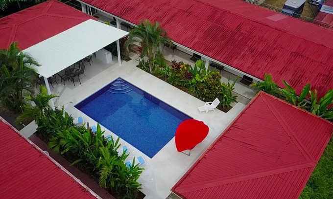 Jaco Casa | La Palma - 12 BR 12 Bath - ¡Propiedad para fiestas! - TODOS los grupos son bienvenidos