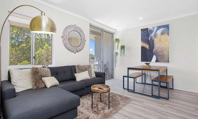 Scarborough Apartamento | 12 Calming Coral Beach 2BRM Apt parking sleeps 4