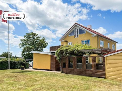 Hvidbjerg Strand Casa | 12 person holiday home in Børkop